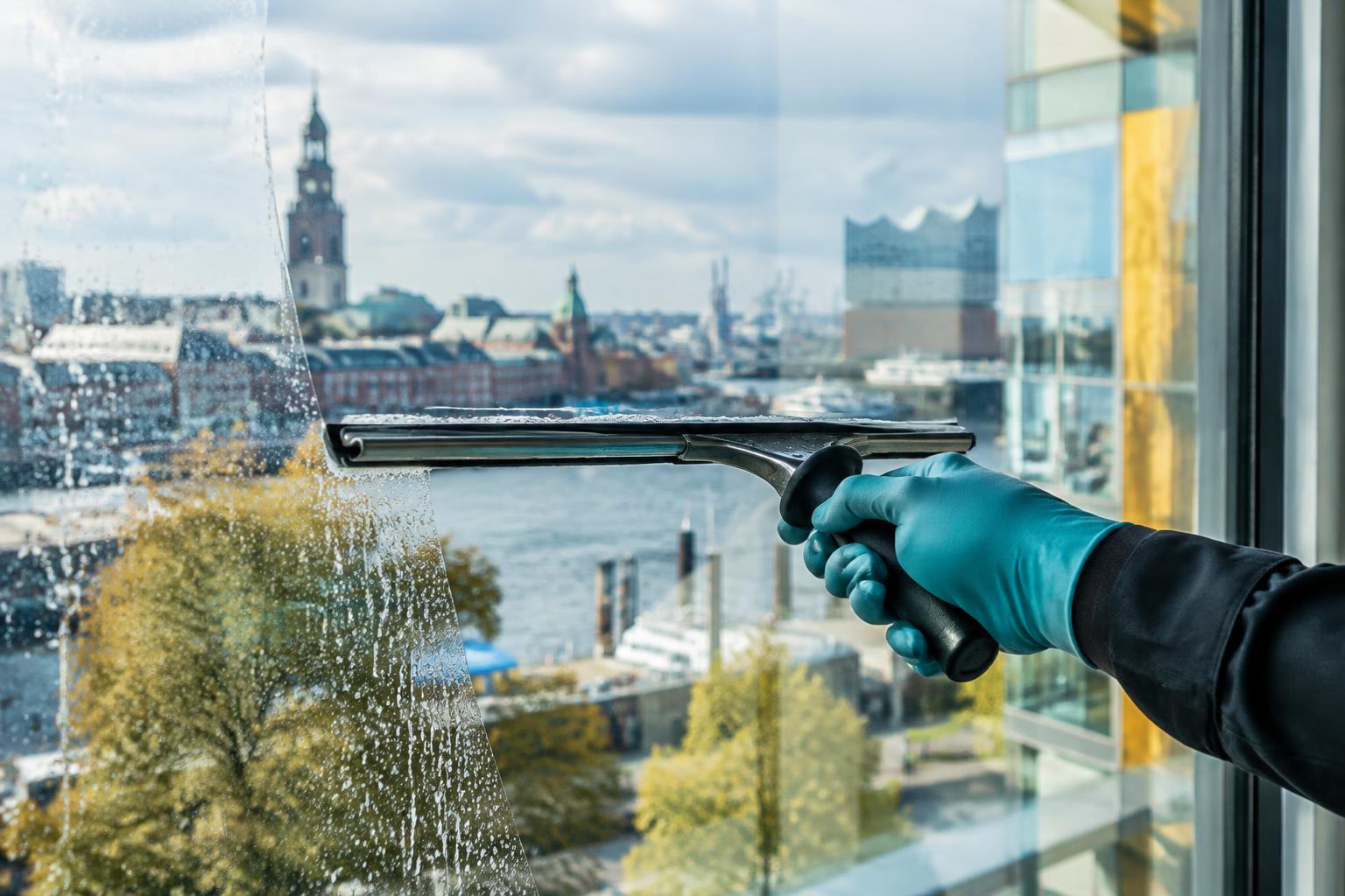 Glas- & Fensterreinigung